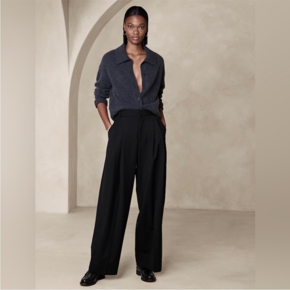 NWT! Banana Republic Black Siena Wide-Leg Italian Wool Pant - Multiple Sizes - Picture 1 of 9
